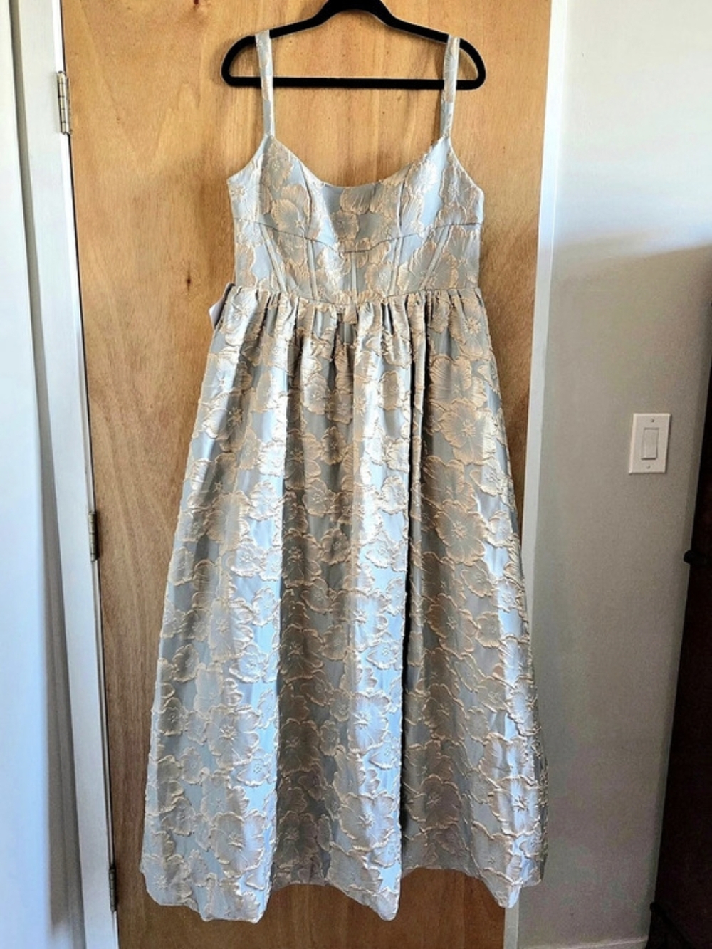 Azazie Floral Maxi Dress in Blue & Gold Size 14 NWT